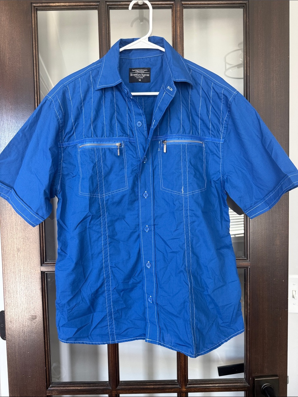 Brooklyn Xpress Men's Short-Sleeve Button-Down Shirt in Royal Blue
